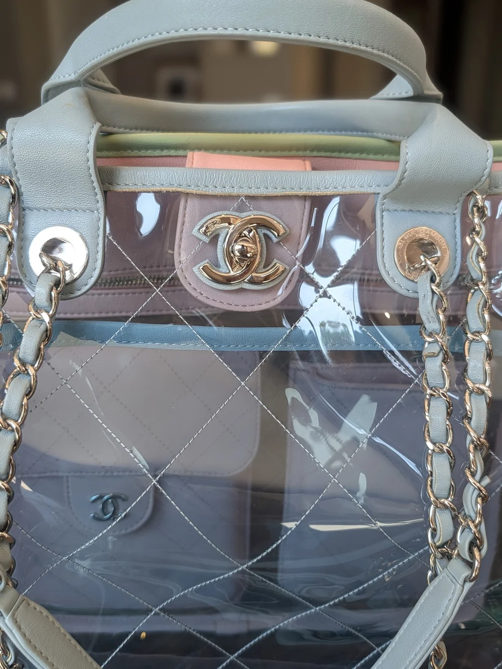 CHANEL Coco Splash Medium Shopping Tote